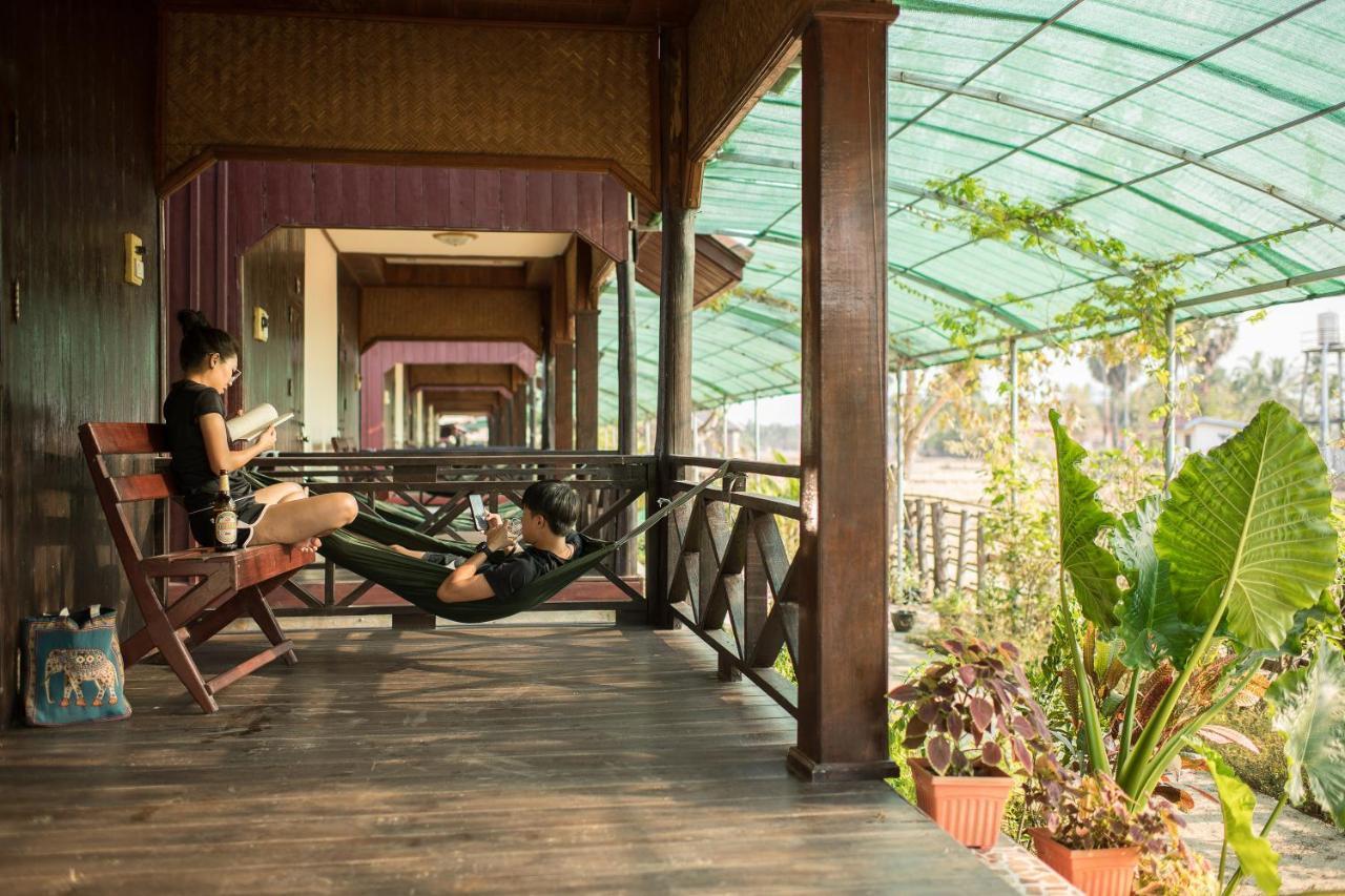 Chanhthida Guesthouse And The River Front Restaurant Ban Khon Eksteriør bilde